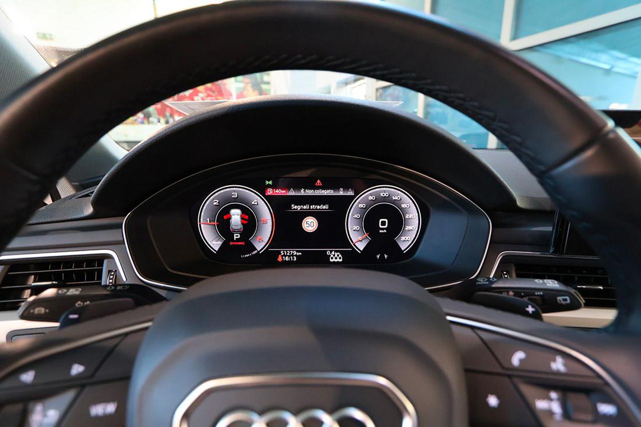 AUDI A4 allroad 40 TDI S-Tronic Identity Contrast - 32