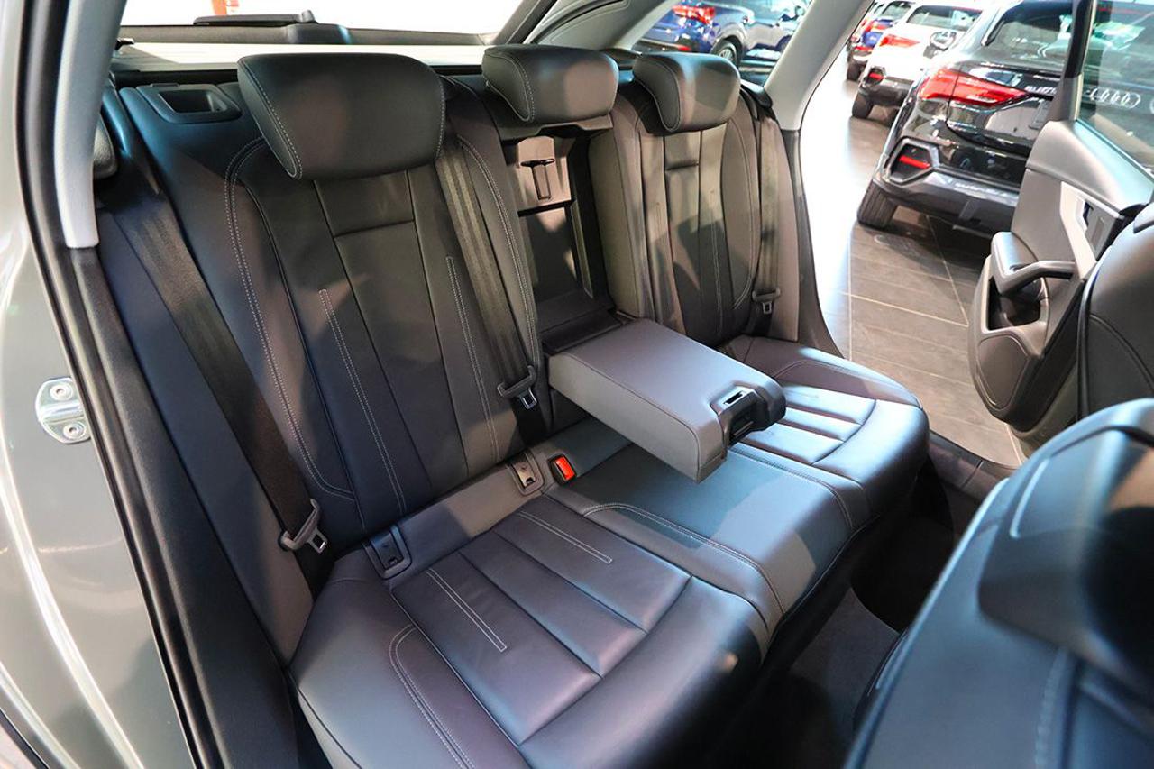AUDI A4 allroad 40 TDI S-Tronic Identity Contrast - 19