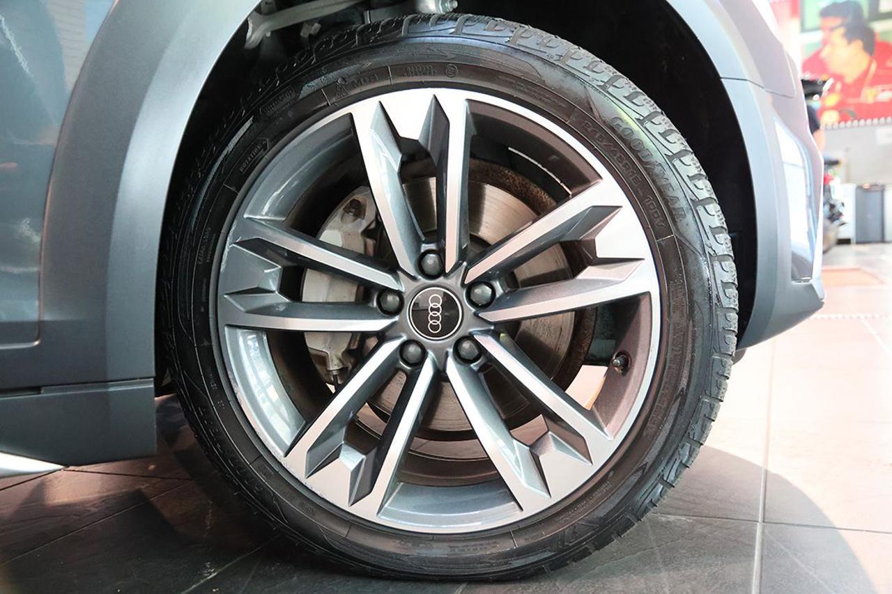 AUDI A4 allroad 40 TDI S-Tronic Identity Contrast - 6