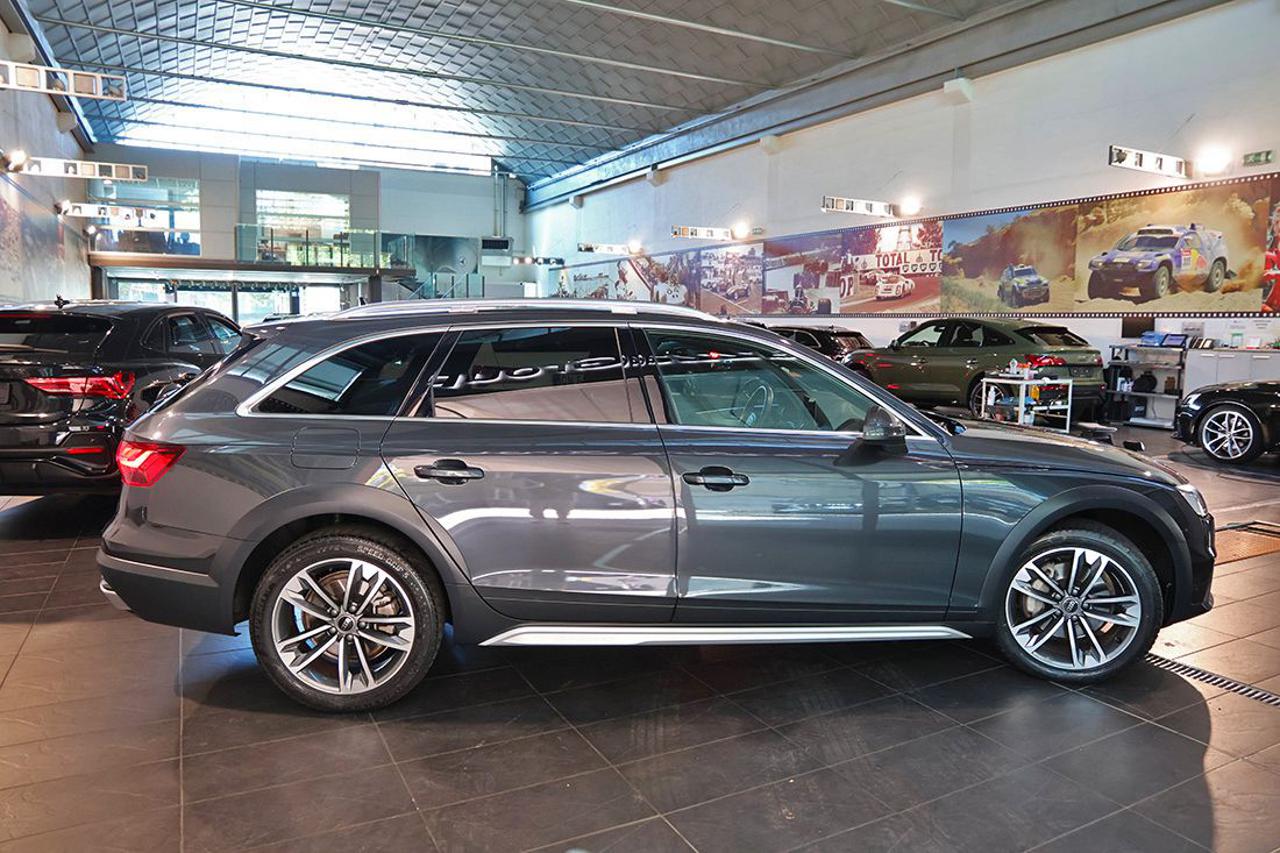 AUDI A4 allroad 40 TDI S-Tronic Identity Contrast - 10