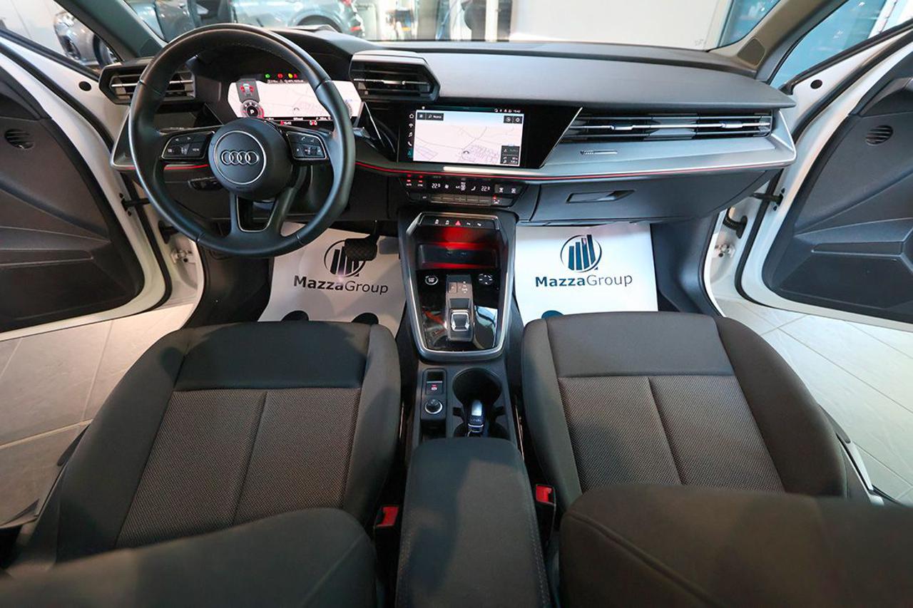 AUDI A3 35 TDI Sportback S-Tronic Business Advanced - 14