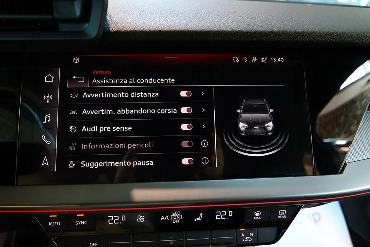 AUDI A3 35 TDI Sportback S-Tronic Business Advanced - 28