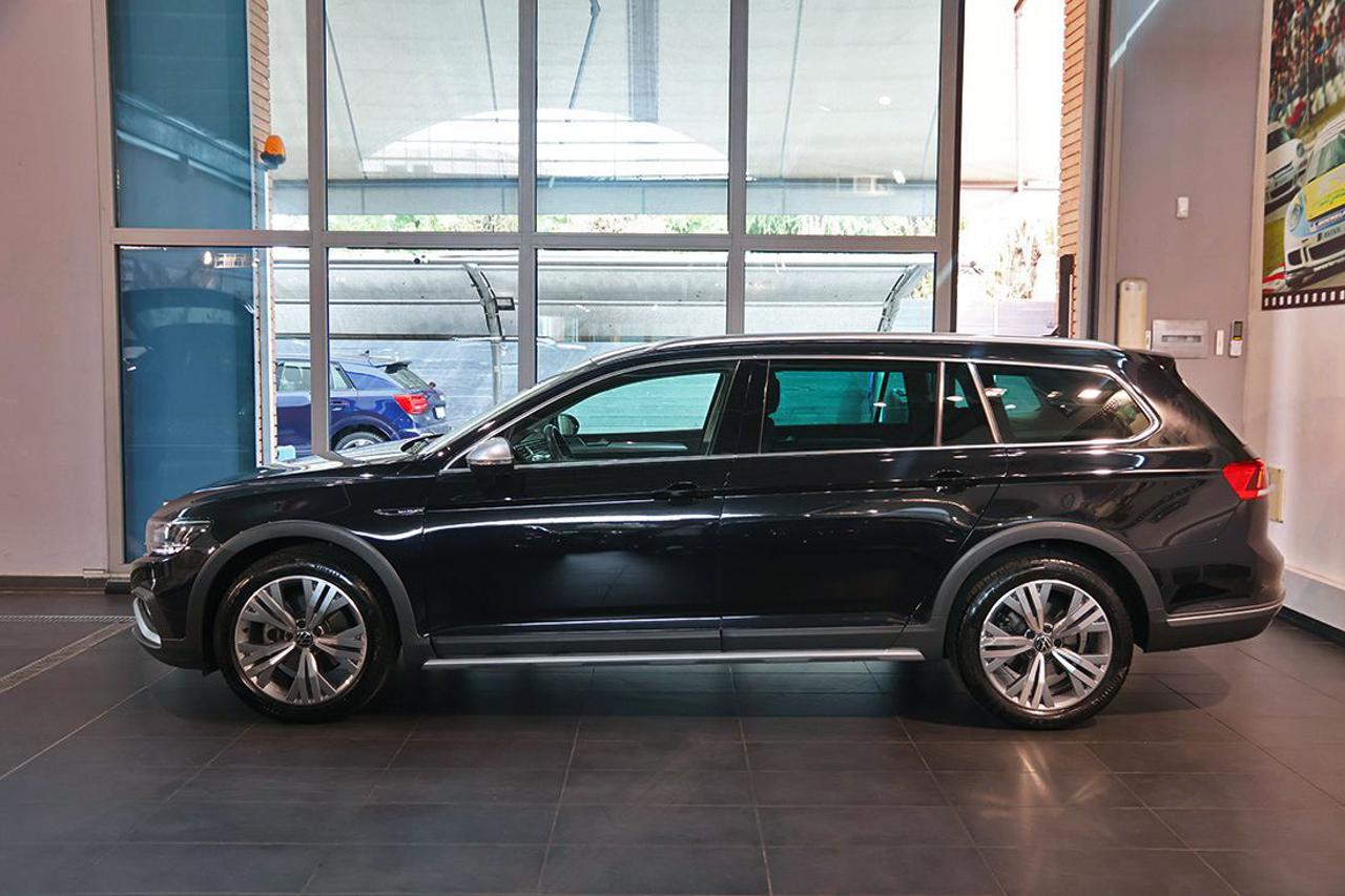 VOLKSWAGEN Passat Alltrack 2.0 TDI 200cv 4Motion DSG - 3