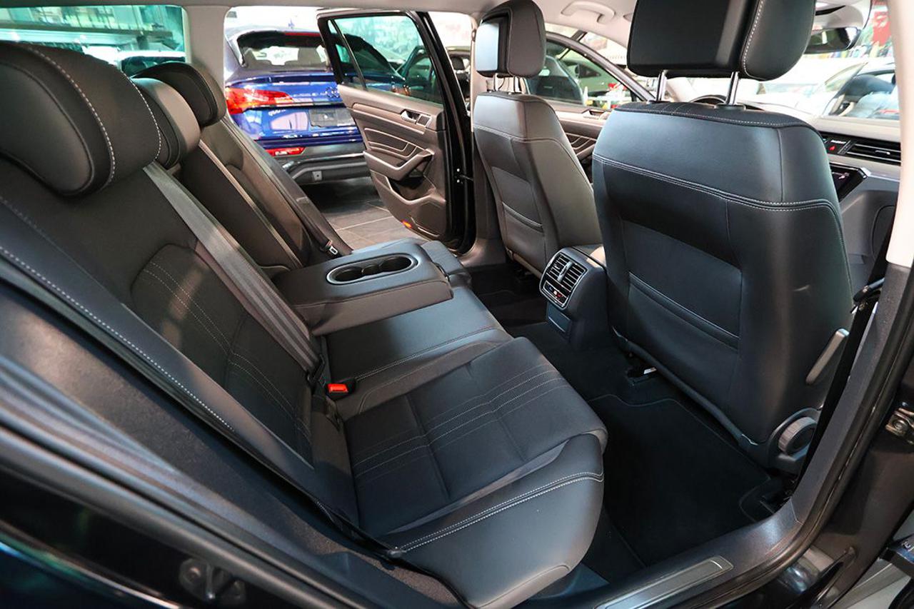 VOLKSWAGEN Passat Alltrack 2.0 TDI 200cv 4Motion DSG - 19