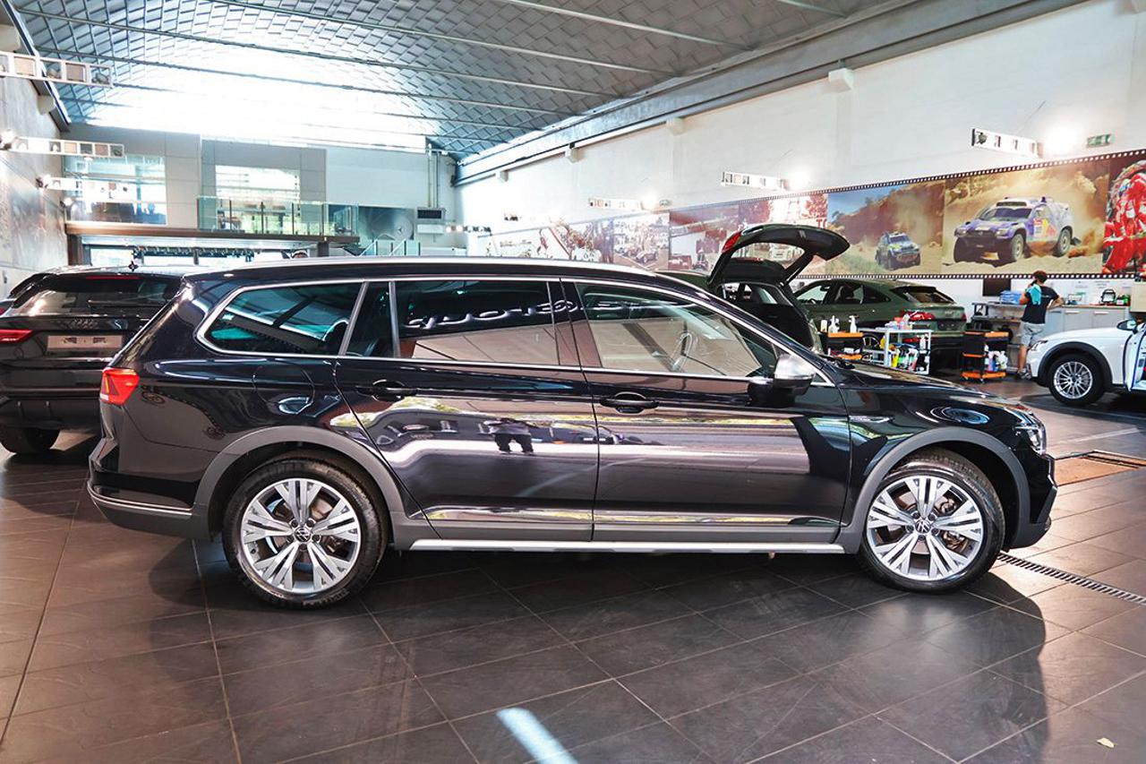 VOLKSWAGEN Passat Alltrack 2.0 TDI 200cv 4Motion DSG - 10