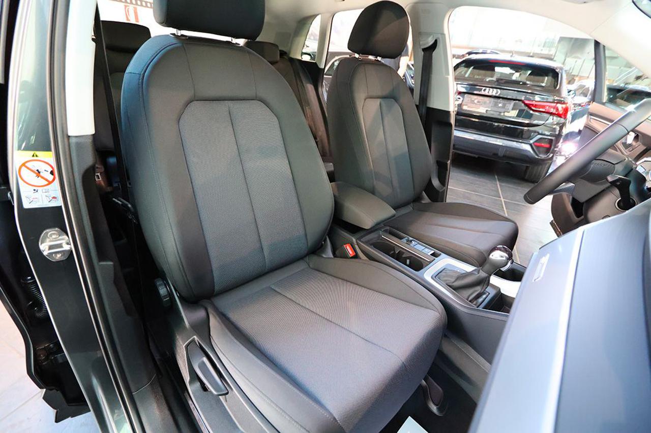 AUDI Q3 35 TFSI S-Tronic S-Line - 16
