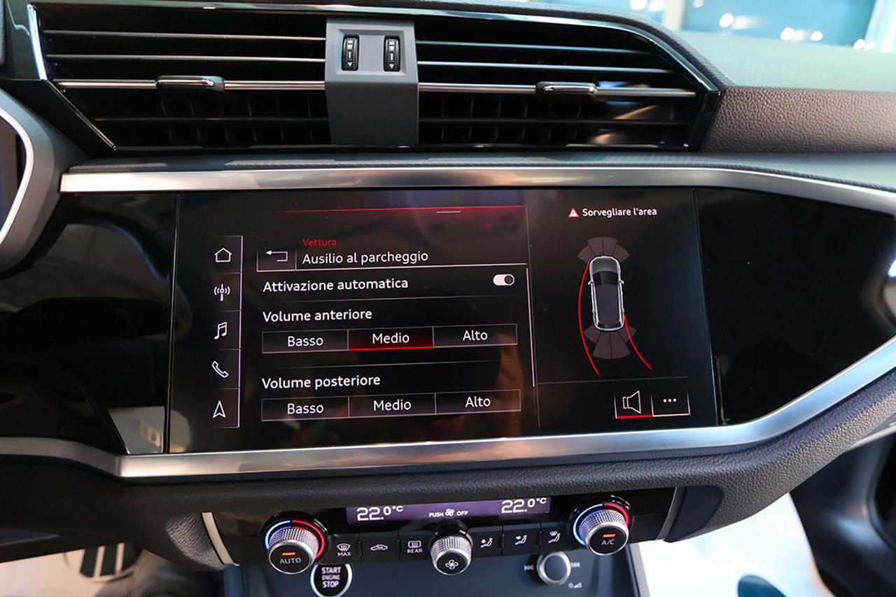 AUDI Q3 35 TFSI S-Tronic S-Line - 23