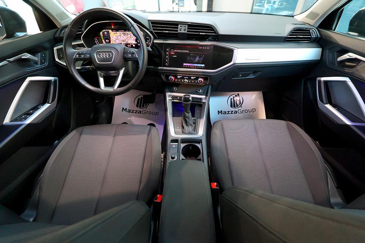 AUDI Q3 35 TFSI S-Tronic S-Line - 28