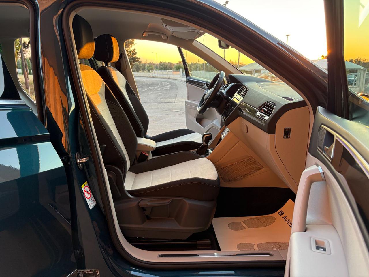 VOLKSWAGEN Tiguan 2.0 TDI 150 CV SCR DSG Elegance VIRTUAL - 9