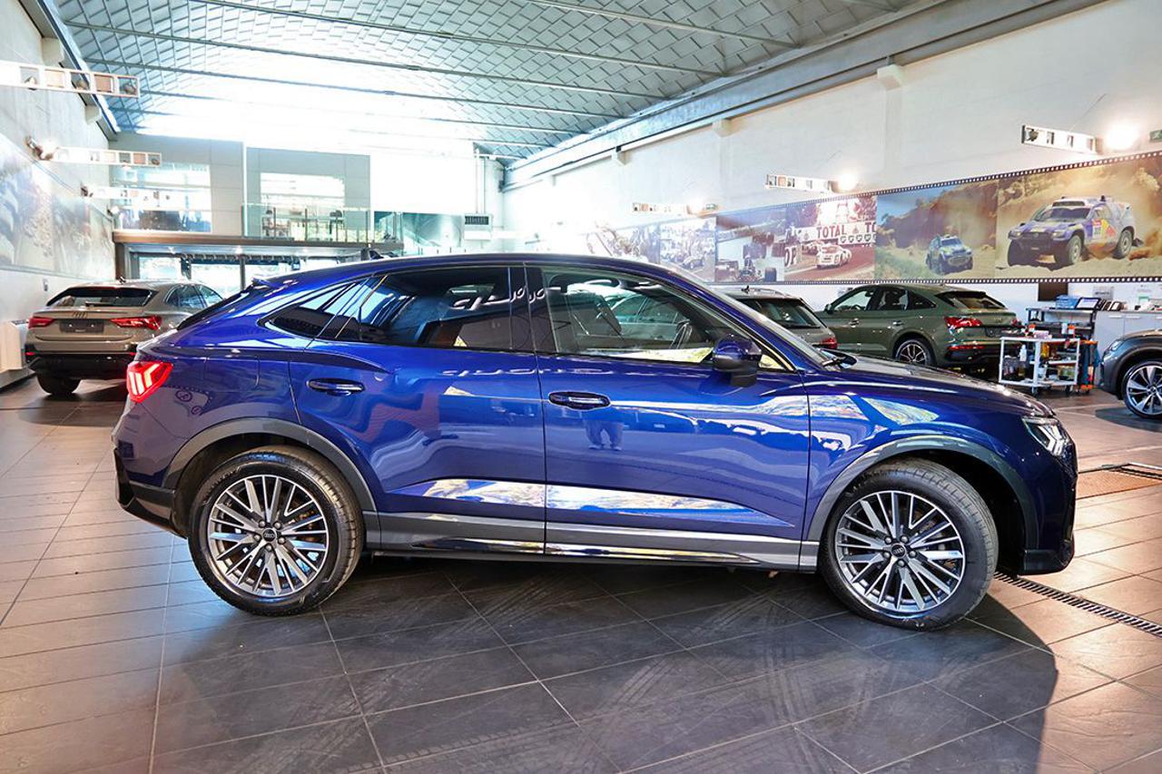 AUDI Q3 35 TFSI Sportback S-Tronic S-Line - 10