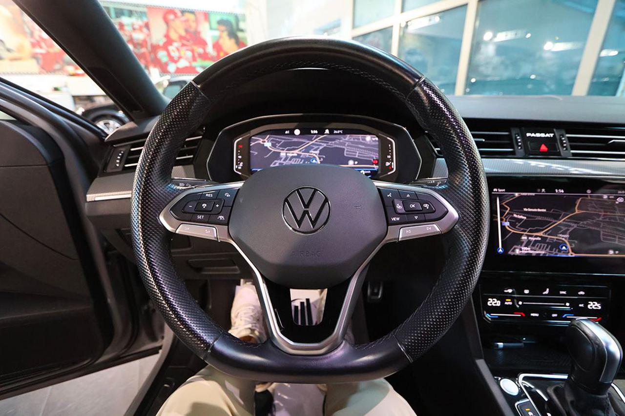 VOLKSWAGEN Passat Alltrack 2.0 TDI 200cv 4Motion DSG - 20