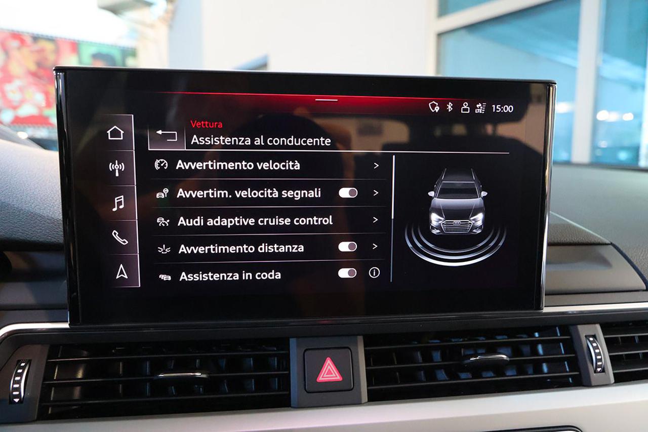 AUDI A4 35 TFSI Avant S-Tronic S-Line - 28