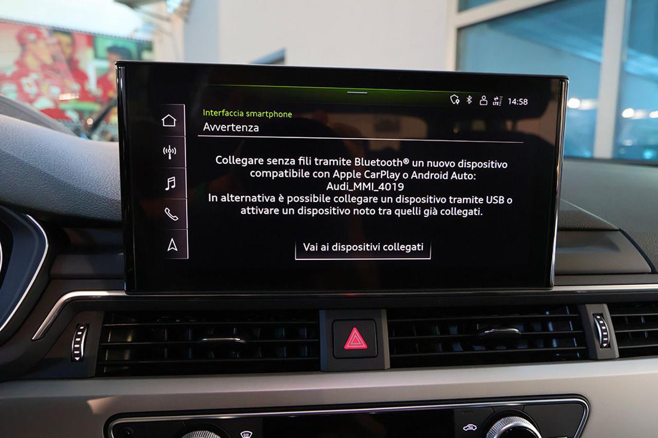 AUDI A4 35 TFSI Avant S-Tronic S-Line - 30