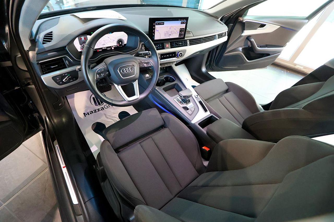 AUDI A4 35 TFSI Avant S-Tronic S-Line - 14
