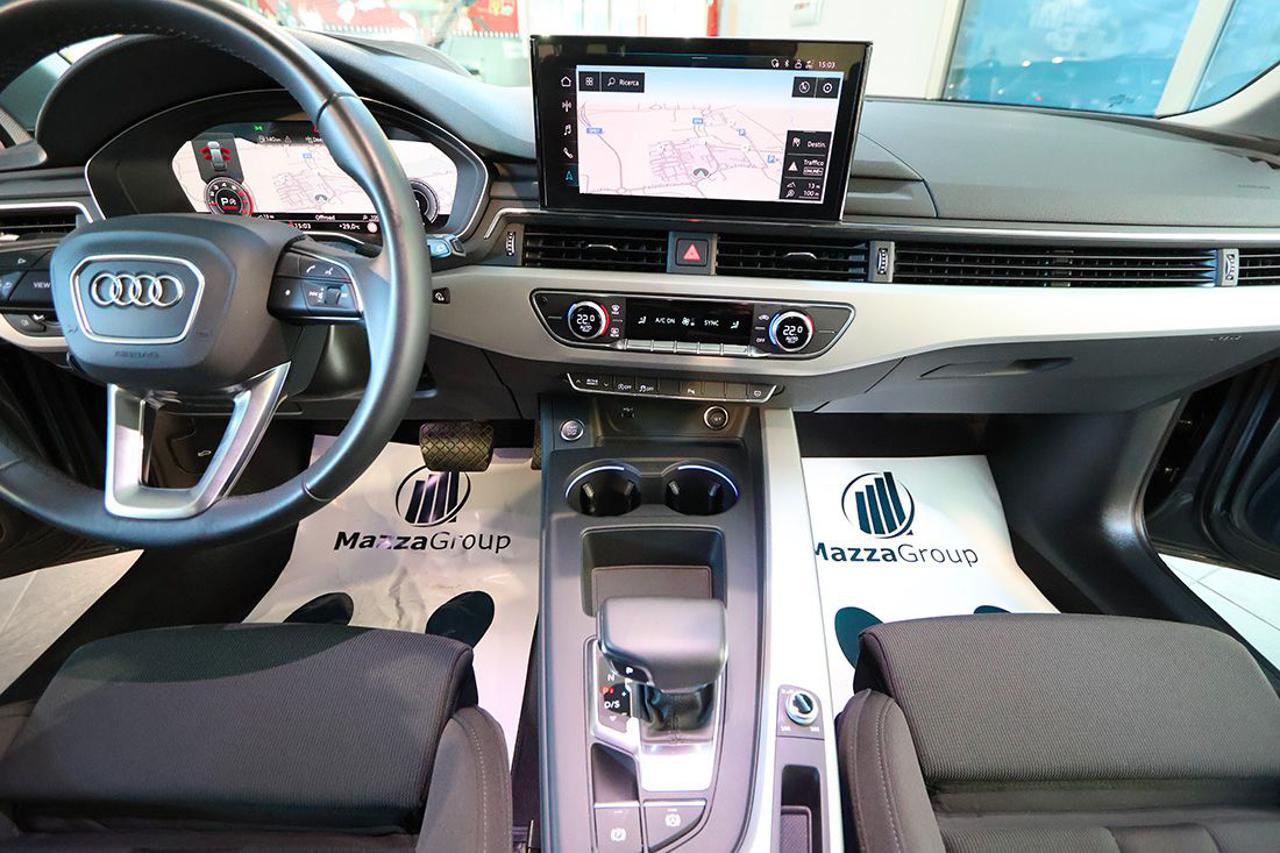 AUDI A4 35 TFSI Avant S-Tronic S-Line - 35