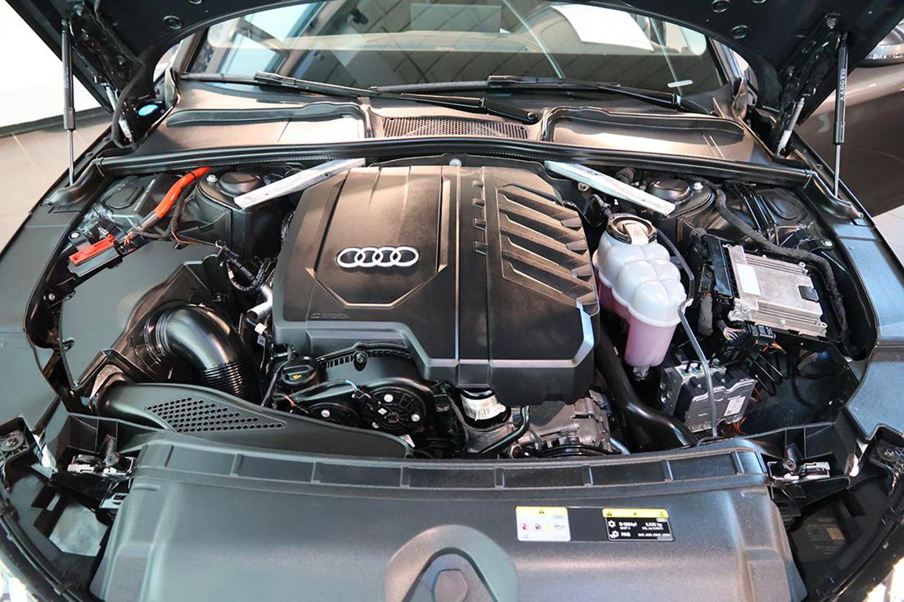 AUDI A4 35 TFSI Avant S-Tronic S-Line - 11