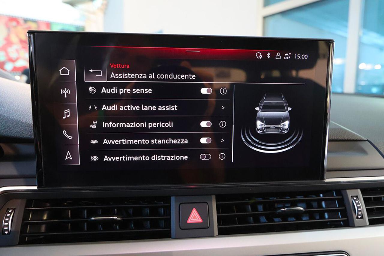AUDI A4 35 TFSI Avant S-Tronic S-Line - 29