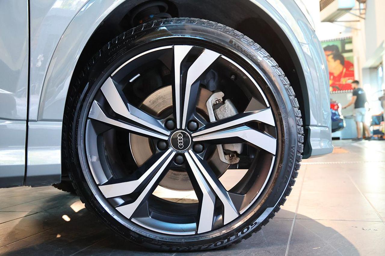 AUDI Q3 40 TDI Sportback Quattro S-Tronic Identity Black - 6