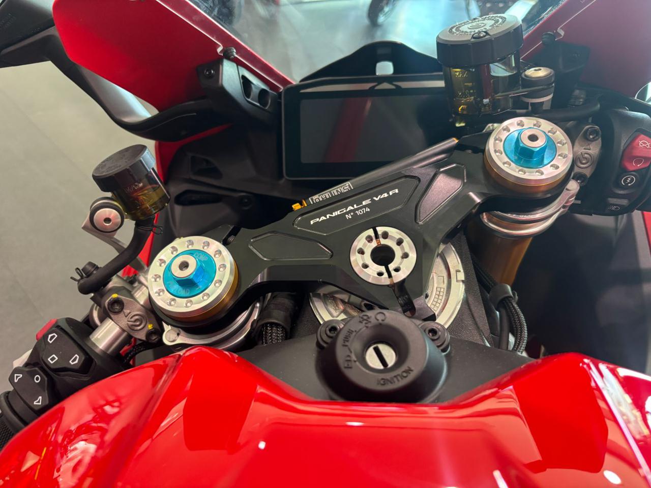 DUCATI Panigale V4 R LIVERY 2026 - 8