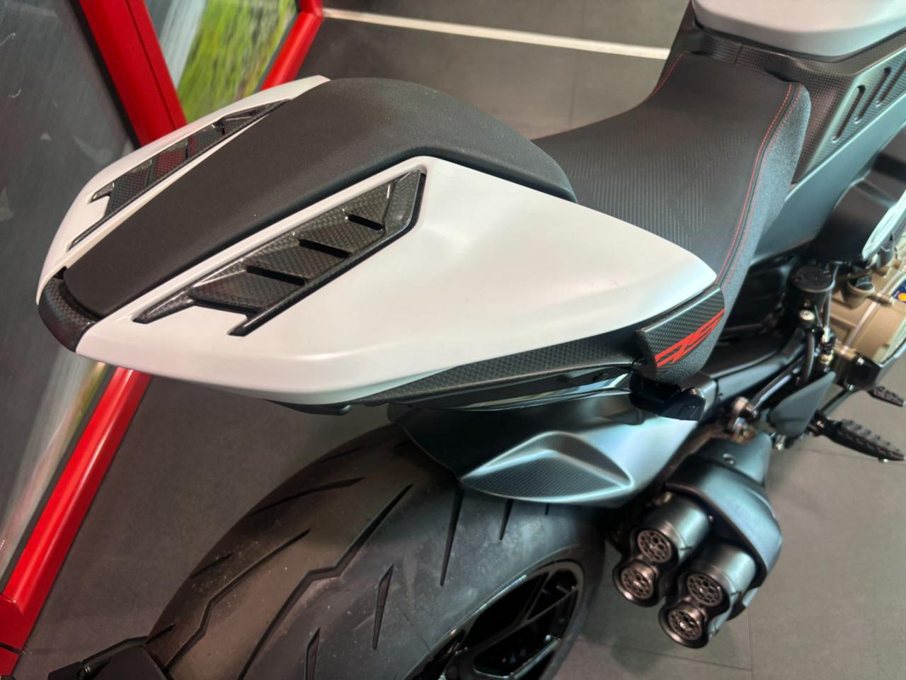DUCATI Diavel V4 RS LIVERY 2026 - 7