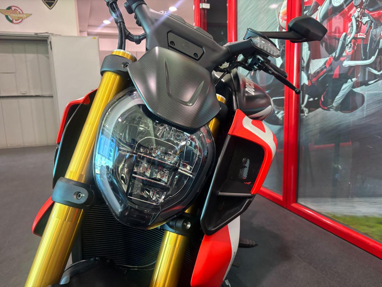 DUCATI Diavel V4 RS LIVERY 2026 - 3