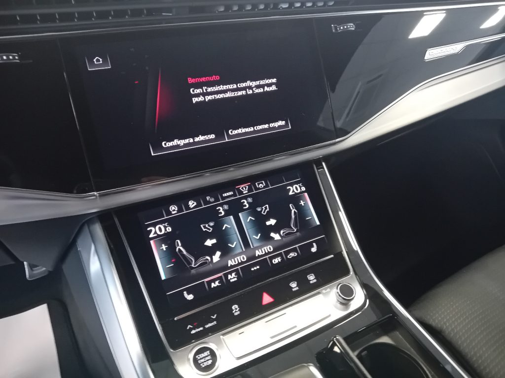 Clicca per ingrandire Q8 - SUV 50 TDI 286 CV quattro tiptronic S line edition