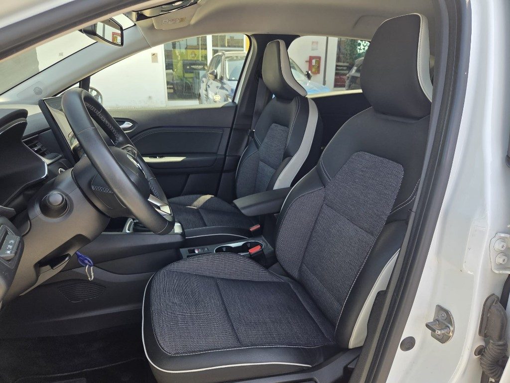 RENAULT Captur Full Hybrid E-Tech 145 CV Techno - 12