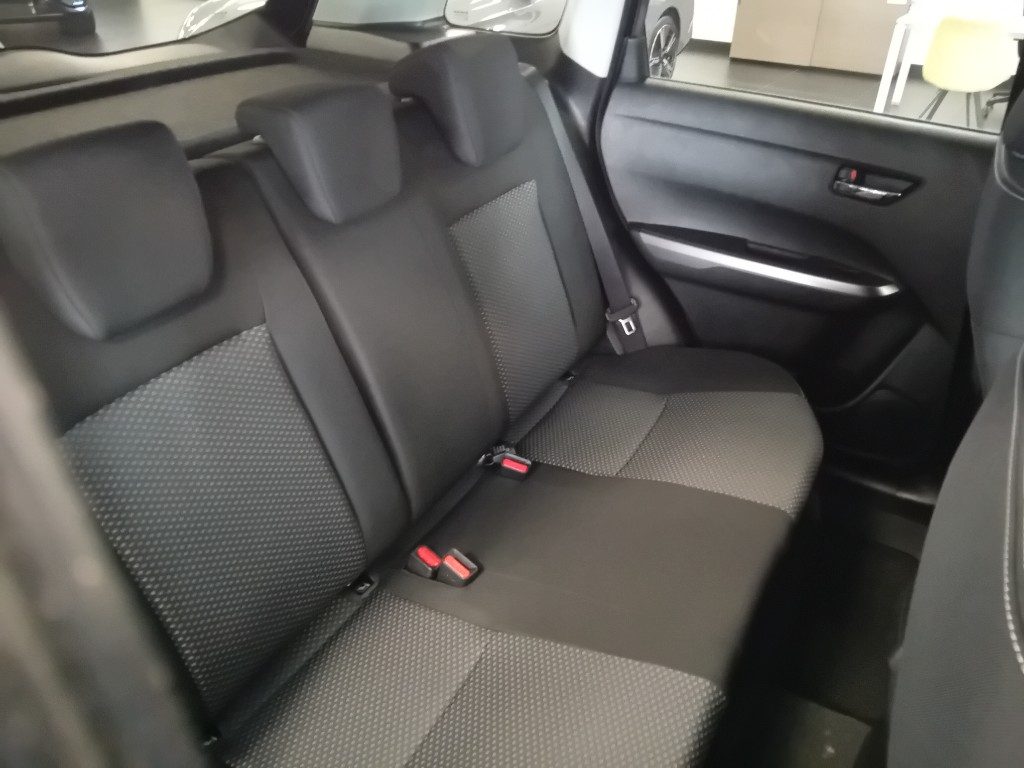 Clicca per ingrandire Vitara - 1.4 Hybrid 4WD AllGrip Cool + OFFERTA PROMO!!!