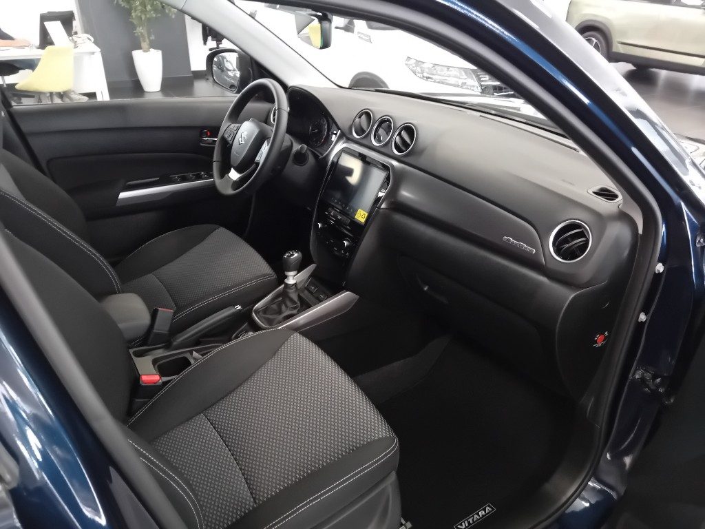 Clicca per ingrandire Vitara - 1.4 Hybrid 4WD AllGrip Cool + OFFERTA PROMO!!!