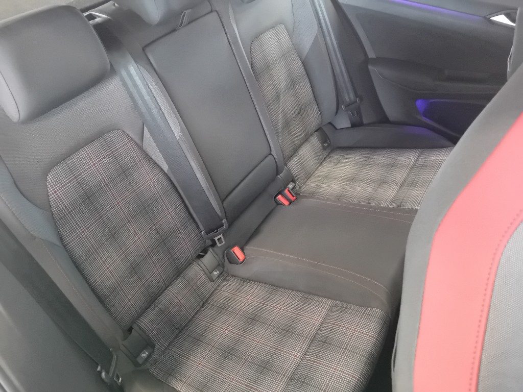 Clicca per ingrandire Golf - 2.0 TSI DSG GTI