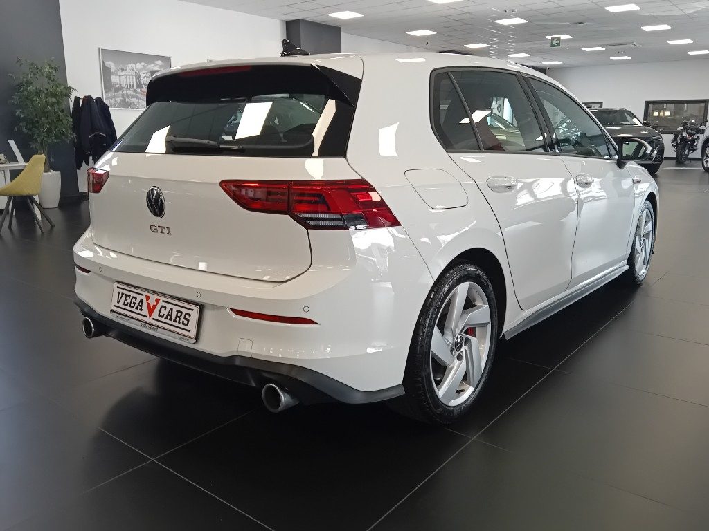 Clicca per ingrandire Golf - 2.0 TSI DSG GTI