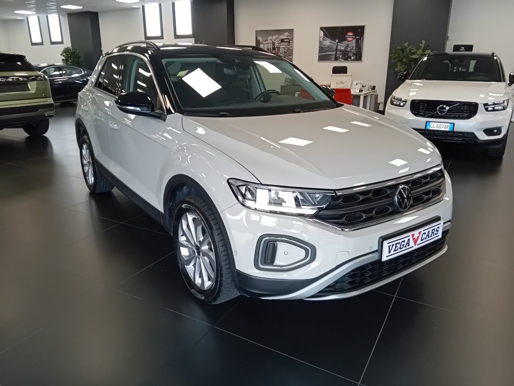 Clicca per ingrandire T-Roc - 1.0 TSI Life OFFERTA PROMO!!!!!