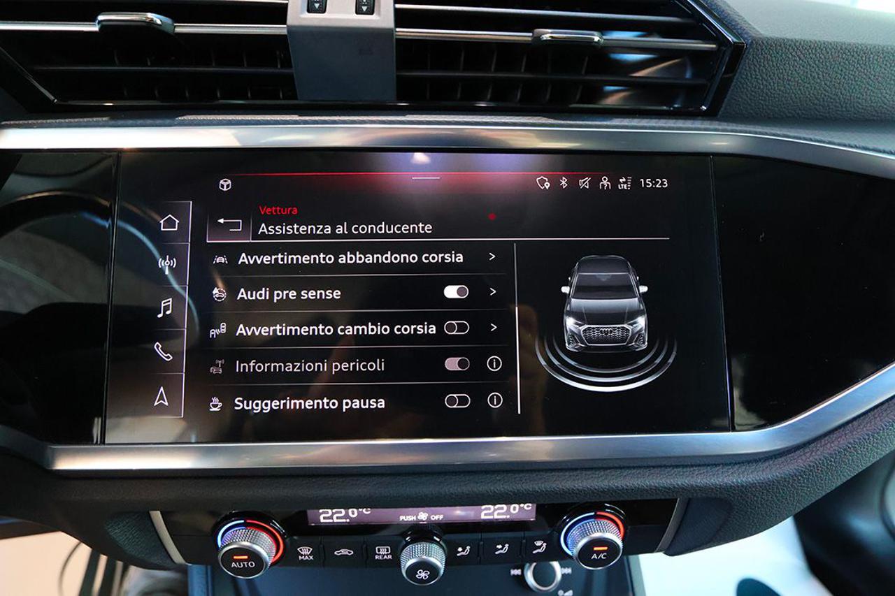AUDI Q3 40 TFSI Sportback Quattro S-Tronic Business Plus - 28