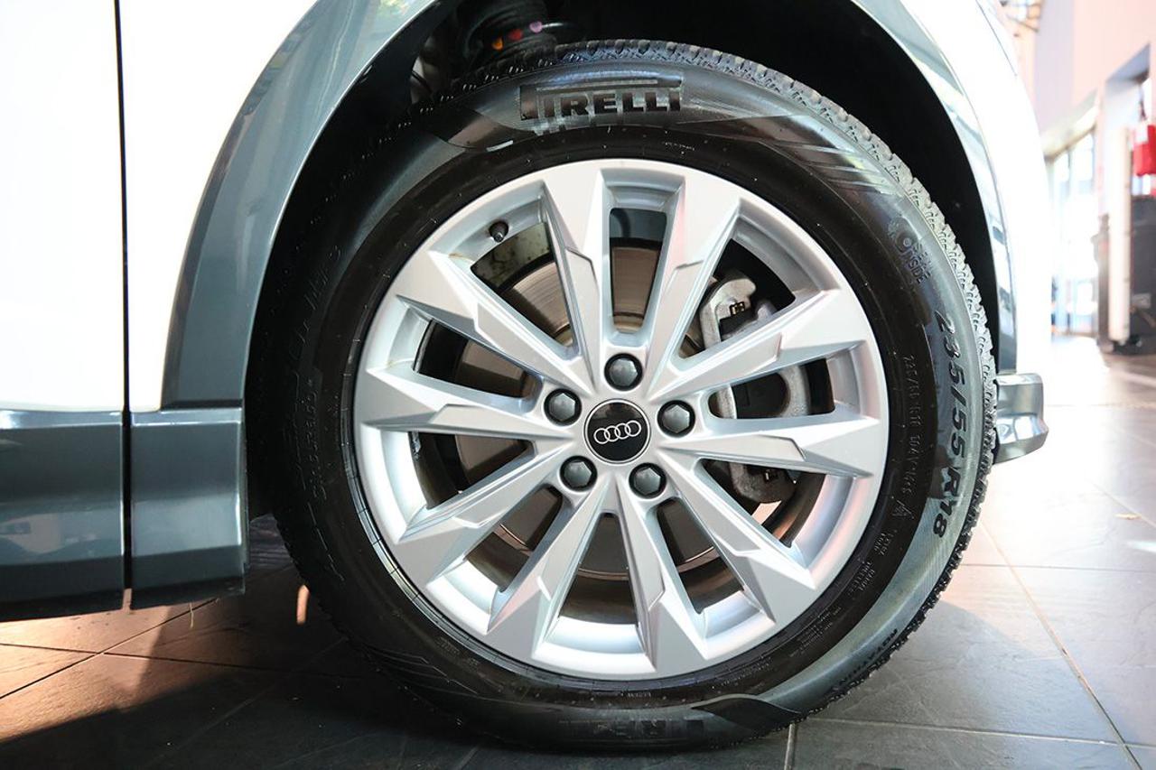 AUDI Q3 40 TFSI Sportback Quattro S-Tronic Business Plus - 6