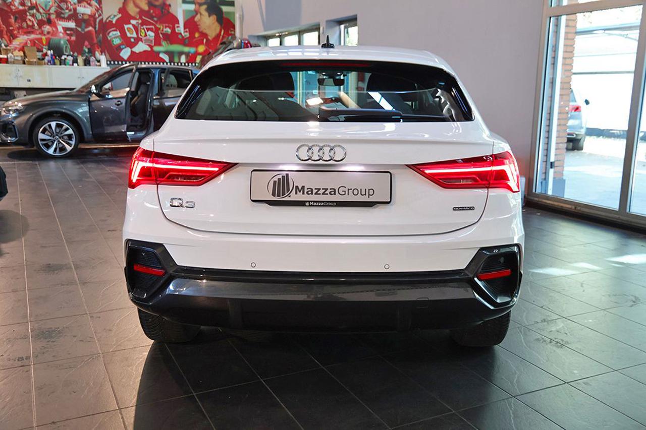 AUDI Q3 40 TFSI Sportback Quattro S-Tronic Business Plus - 8
