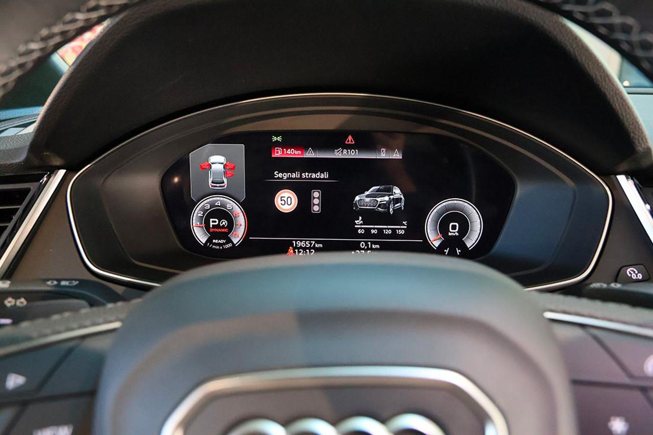 AUDI Q5 40 TFSI Sportback Quattro S-Tronic Identity Black - 32