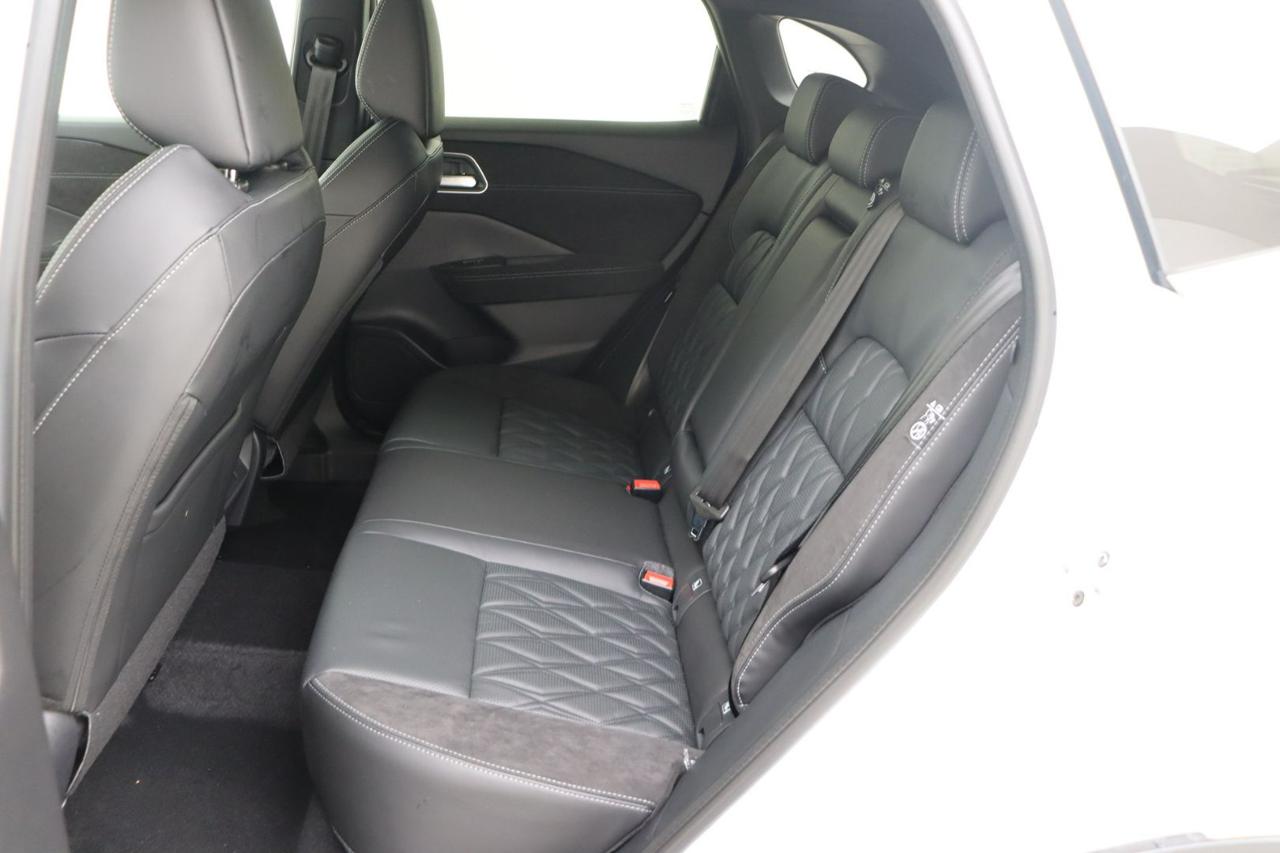 NISSAN Qashqai 1.3 MHEV 158 Tekna+ CVT Bose - 14