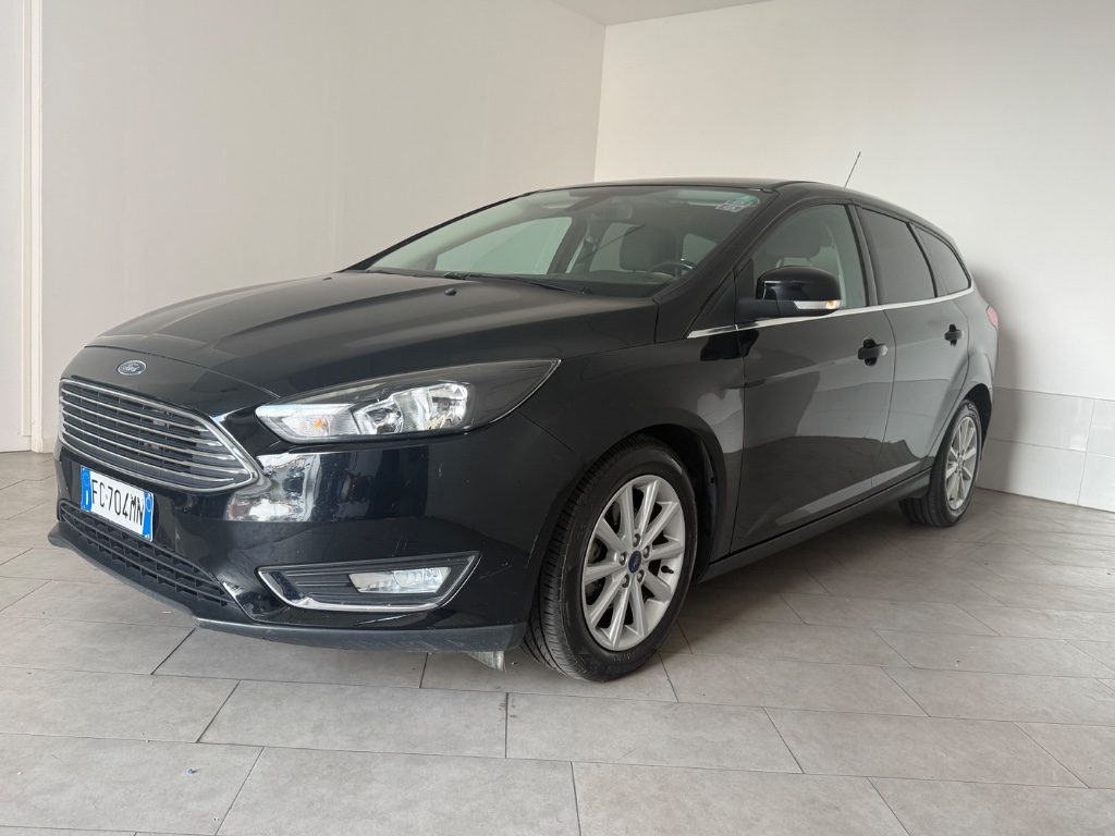 FORD Focus 1.5 TDCi 120 CV Start&Stop SW Titanium X - 2