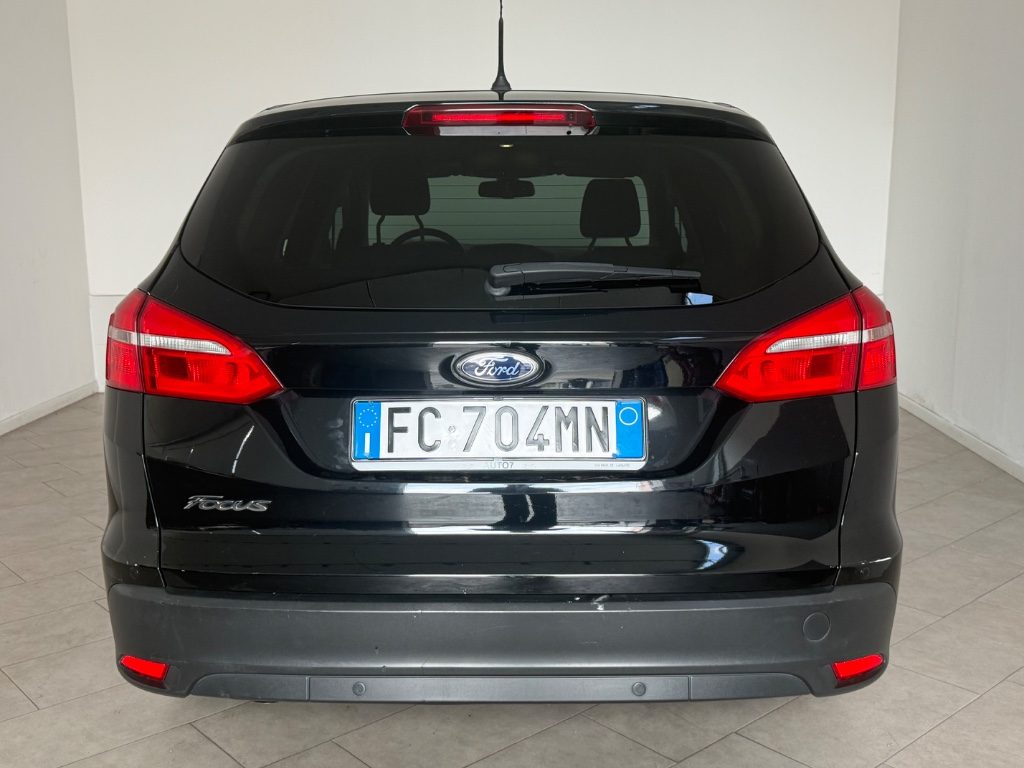 FORD Focus 1.5 TDCi 120 CV Start&Stop SW Titanium X - 6
