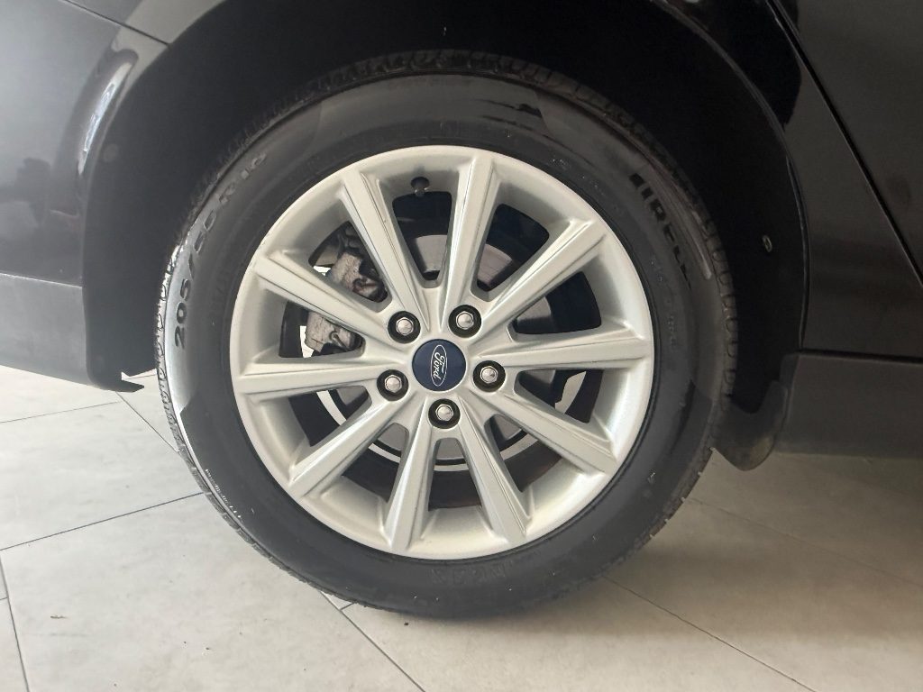 FORD Focus 1.5 TDCi 120 CV Start&Stop SW Titanium X - 7