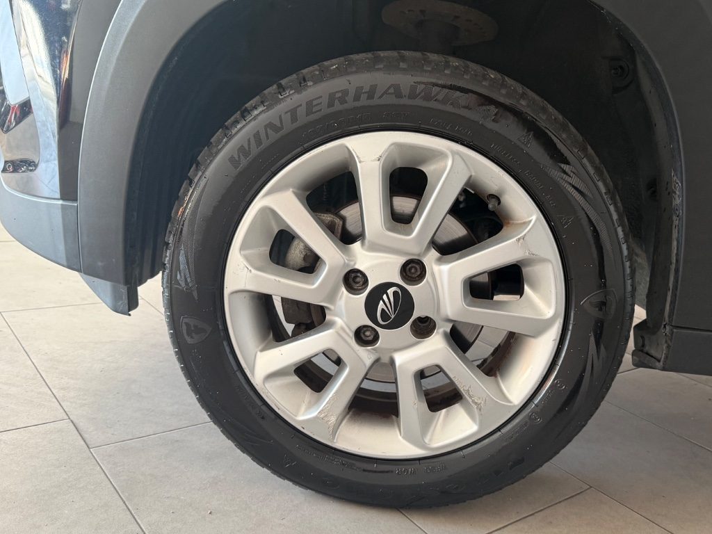MAHINDRA KUV100 1.2 VVT M-Bifuel(GPL) K8 - 7