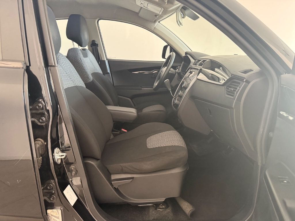 MAHINDRA KUV100 1.2 VVT M-Bifuel(GPL) K8 - 12
