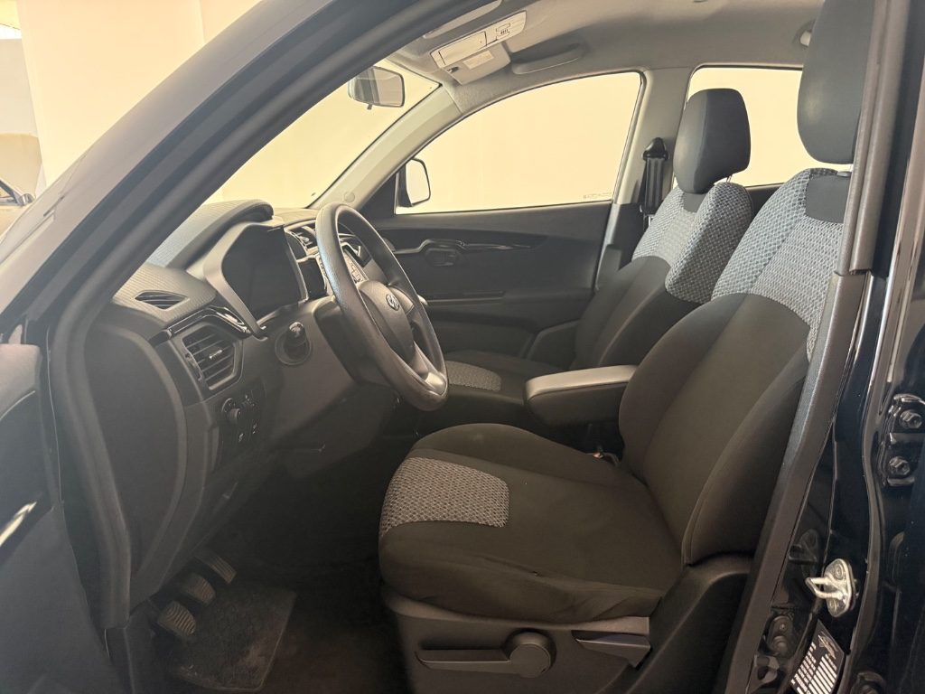 MAHINDRA KUV100 1.2 VVT M-Bifuel(GPL) K8 - 15