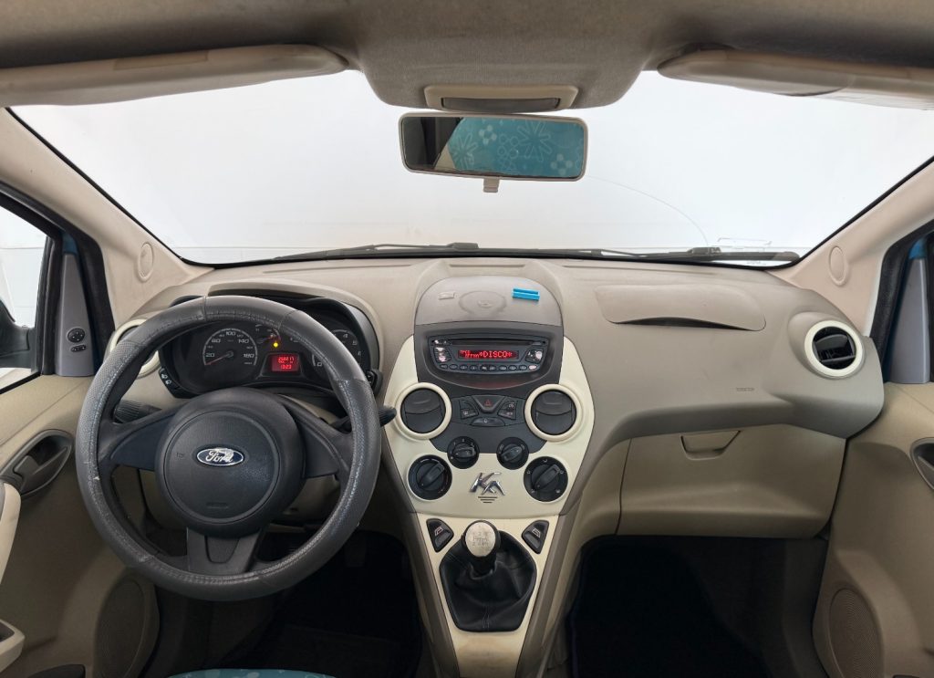 FORD Ka+ 1.2 8V 69CV Business - 12