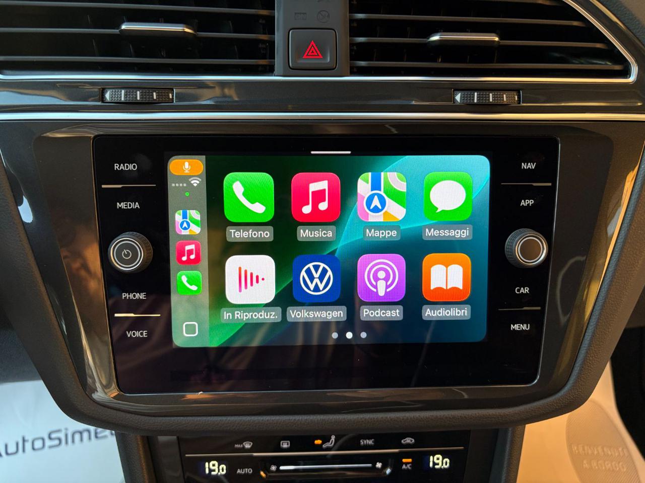 VOLKSWAGEN Tiguan 2.0 TDI 150 CV SCR DSG Life VIRTUAL - 23