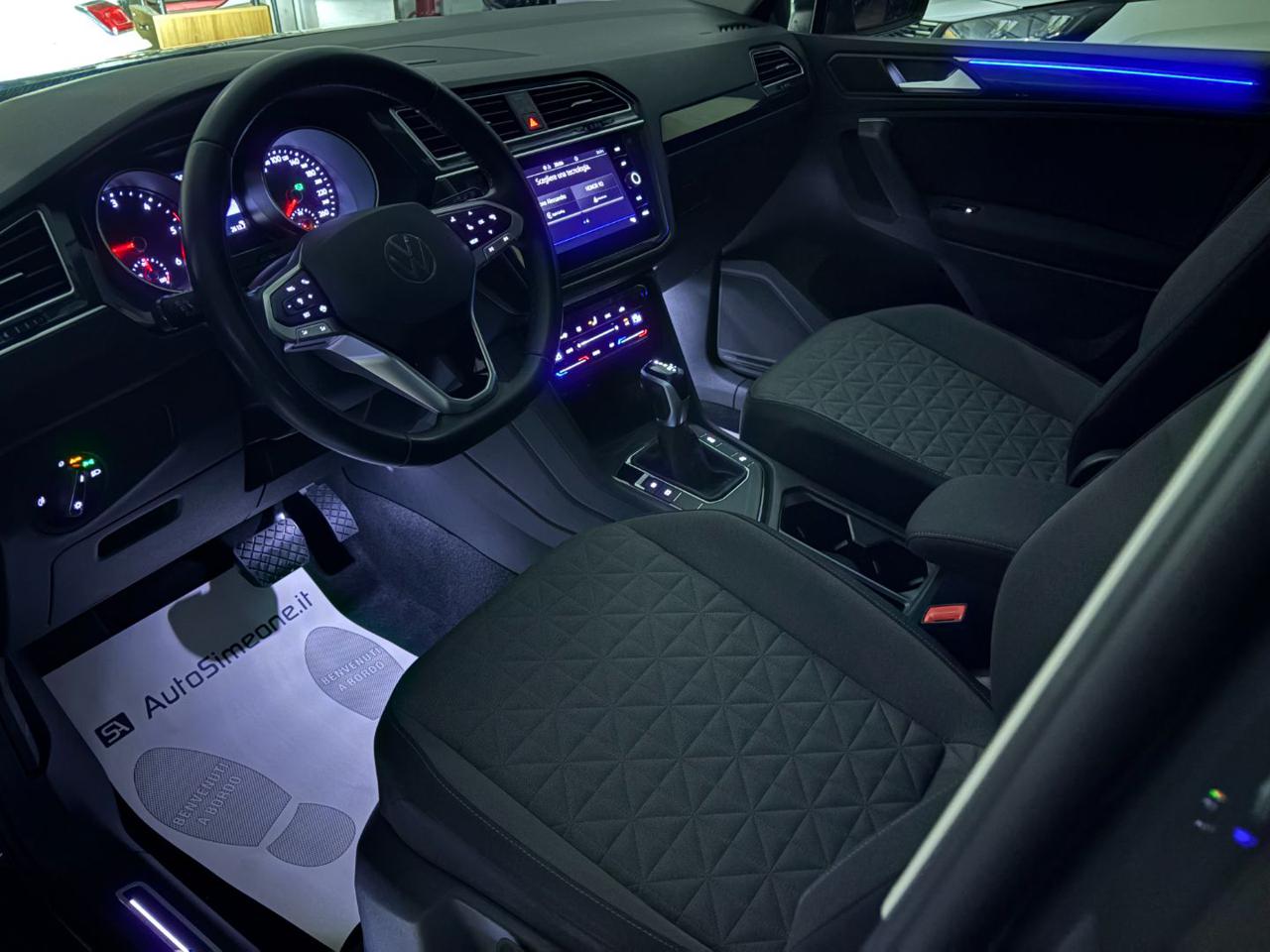 VOLKSWAGEN Tiguan 2.0 TDI 150 CV SCR DSG Life - 15