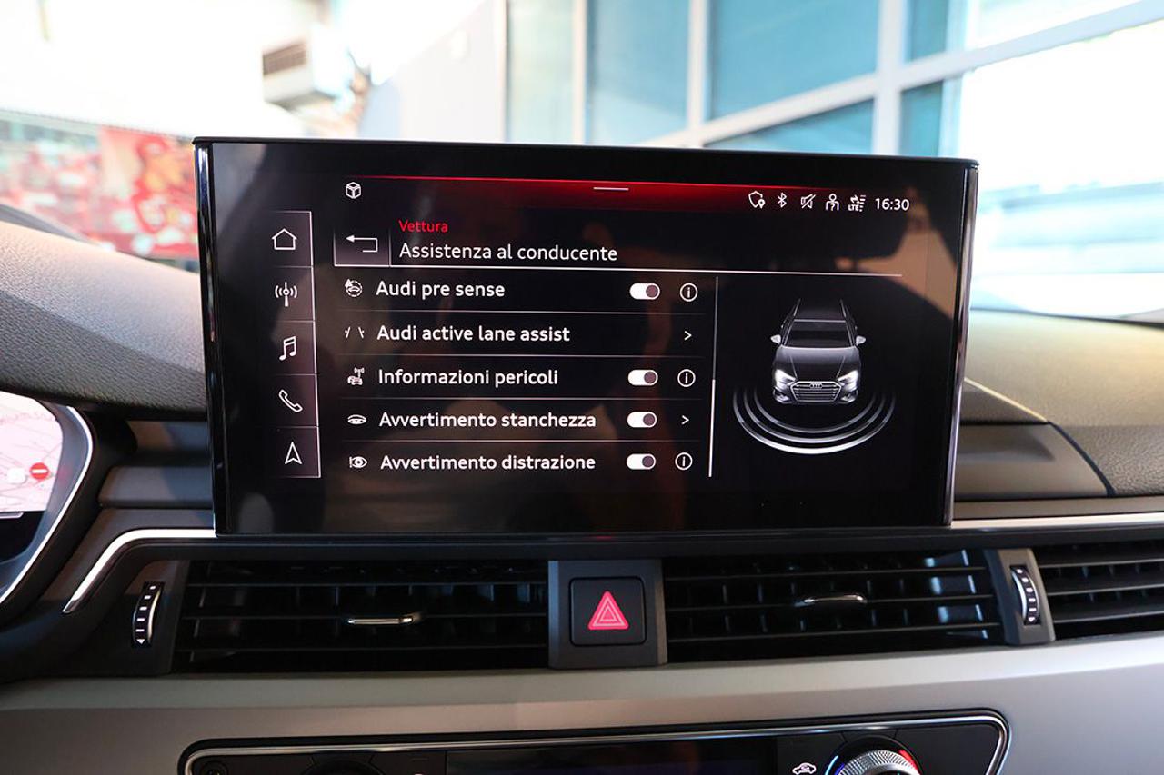 AUDI A4 35 TDI Avant S-Tronic S-Line - 30