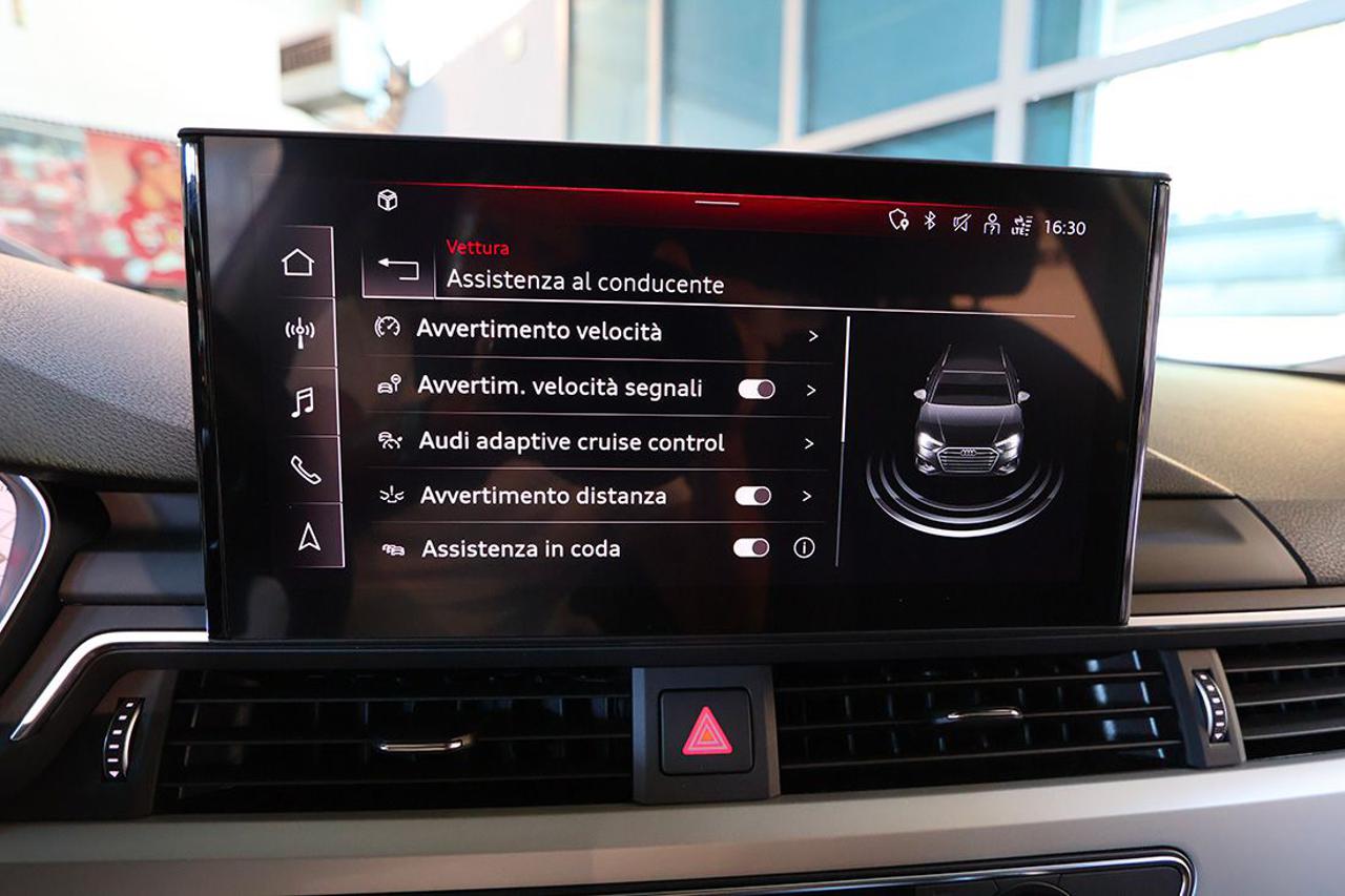 AUDI A4 35 TDI Avant S-Tronic S-Line - 29