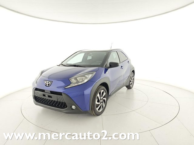 TOYOTA Aygo X Blu metallizzato