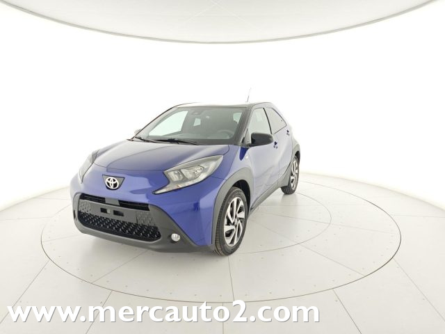TOYOTA Aygo X Blu metallizzato